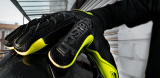 Reusch Attrakt Freegel Gold 5160139 7040 black green imagebanner